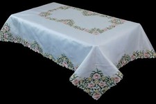 54x72" Rectangle Embroidered Floral Rose Polyester Fabric Tablecloth 6 Napkins