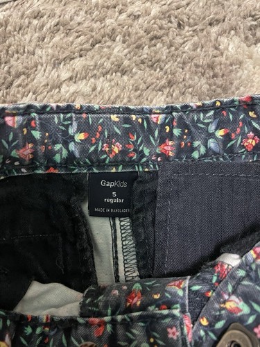 Old Navy & Gap Kids Size 5 Size Shorts For Kids Bundle Of Two - Picture 2 of 6