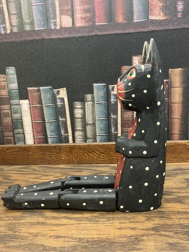 Hand carved wood cat shelf sitter polka dot 15” long hand painted folk figurine - Picture 5 of 10