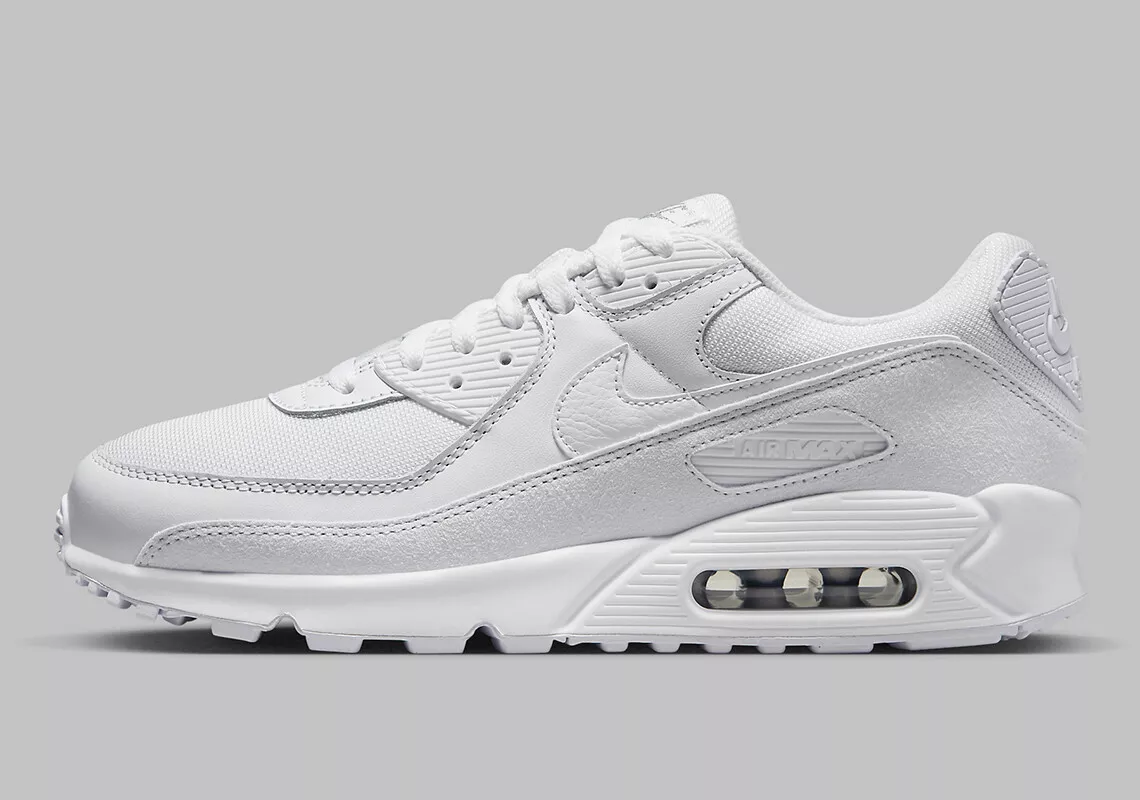 Nike Air Max 90 PRM 2023 Triple White Metallic Silver FJ4003 100 sz 7 Men s