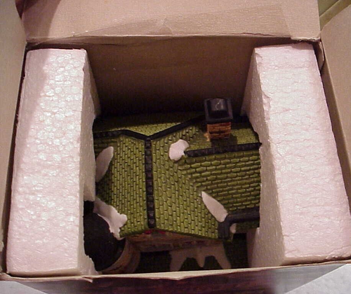 Vintage Christmas PET SHOP Lighted Building Hand-painted Porcelain Box 8" Tall - Picture 14 of 14