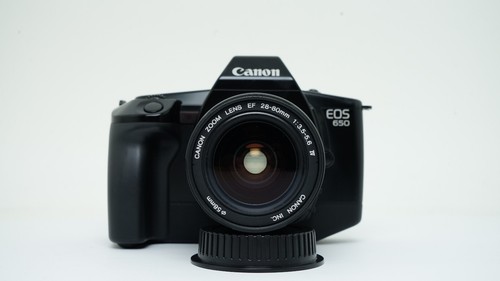 Canon EOS 650 Spiegelreflexkamera mit Canon Zoom Lens EF 28-80mm 1:3.5-6.7 IV - Bild 2 von 22