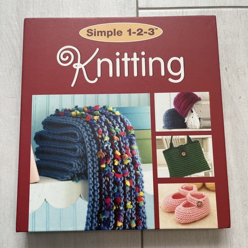 Simple 123 Knitting by Publications International Ltd 3 Knitting