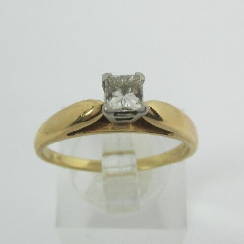 BEAUTIFUL 14K YG PRINCESS DIAMOND SOLITAIRE ENGAGEMENT RING SZ 8.75 .39CT. 3.6G - Picture 1 of 9
