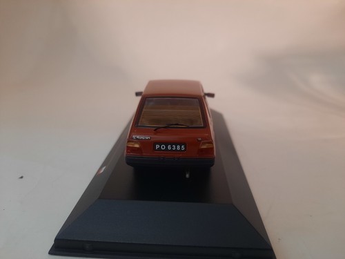 1991 FSO POLONEZ CARO 1:43 IST - Bild 4 von 5