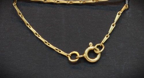 18 Carat Yellow Gold Diamond Bar Pendant 0.10ct & Chain 18" (80.25.045) - Picture 6 of 6