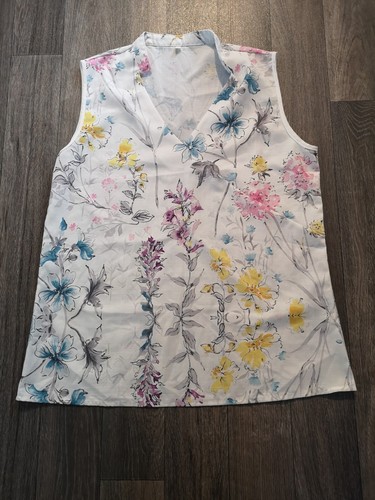 Floral Woman's Blouse UK Size Medium Summer Top