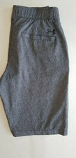 UNDER ARMOUR Men HeatGear Loose Fit Poly Blend Chino Shorts - Size 30 x 10 Gray
