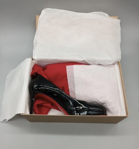 Christian Louboutin Simple Pump 85 charol tacón y bolsa antipolvo roja - talla 38EU - Imagen 2 de 8