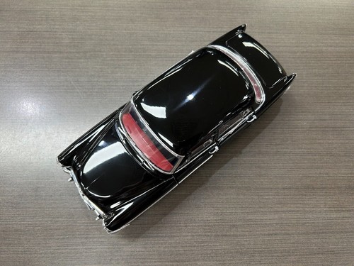 371122 1956 Holden Fe Special Negro con interior rojo otoño modelo coche escala 1:18 - Imagen 13 de 13
