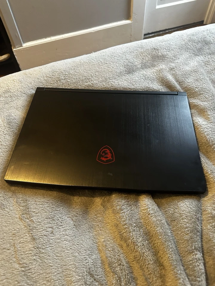 Full Gaming Set Up - Image 4 of 4