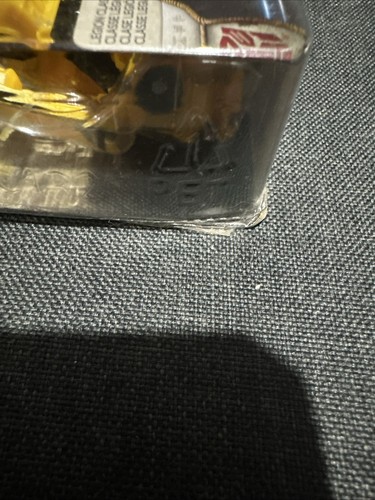 Transformers The Last Knight Legion Class BUMBLEBEE Figure (C1327) by Hasbro - Picture 7 of 13
