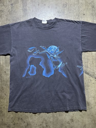 Vintage Looney Tunes Wile E Coyote Road Runner Wrap Around Black XL T Shirt Rare - Picture 1 of 10