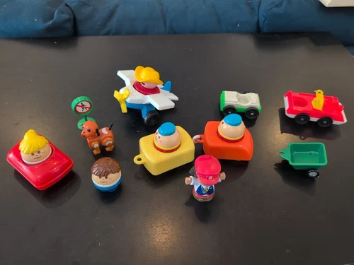 Vintage Fisher Price Little People Lot w/ Dog, 5 Cars, Airplane Sign