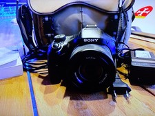 Sony Cyber-shot DSC-HX400V 20.4 MP Digitalkamera - Schwarz mit opt. 50x Zoom