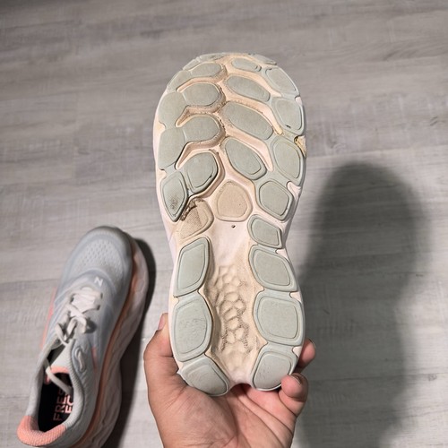 Size 8 - New Balance Fresh Foam X More V4 Quartz Grey Pink W Comfort Gym Running - Picture 10 of 11