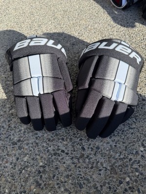 Bauer Supreme Pro Youth 10inch Hockey Gloves