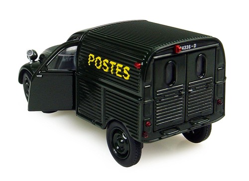 UNIVERSAL HOBBIES, CITROEN 2CV LA POSTE, 1/32, UH6506 - Foto 5 di 5