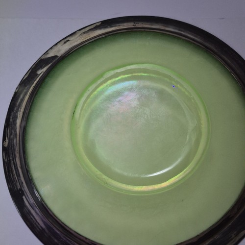 BERNARD RICE'S INC ETCHARDT WEDDING BRIDES BASKET VASELINE GLASS Silver -HANDLE - Picture 3 of 5
