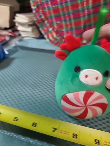 SQUISHMALLOWS ORNAMENT - Picture 3 of 11