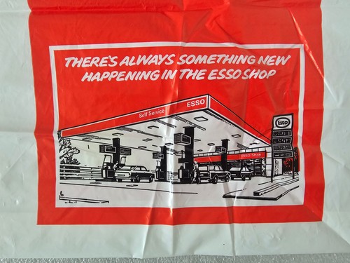 Esso Shop Borsa Shopping Vintage Plastica Stazione di Servizio Negozio 18" x 13" - Foto 3 di 7