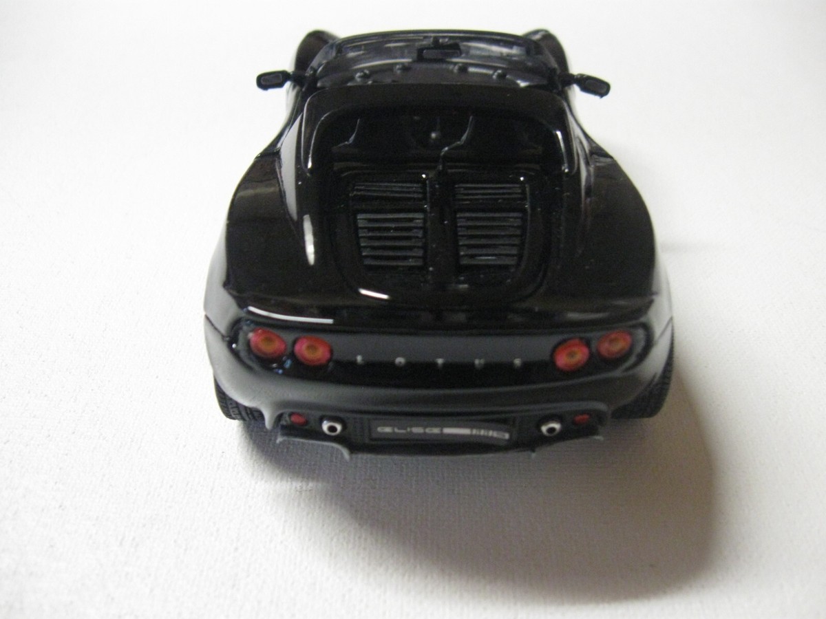 Welly 22447 2003 Lotus 111s 1/24 Black - メルカリ