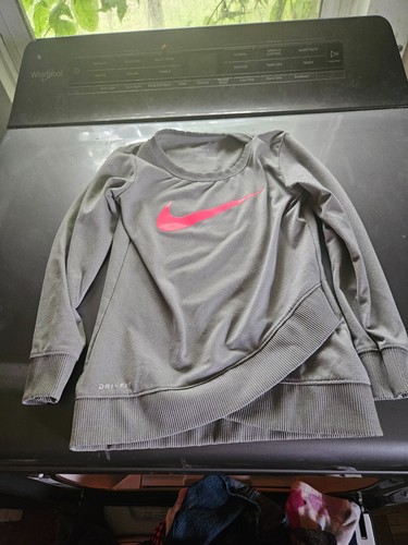Girls nike sweater - Picture 1 of 2