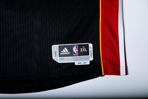 LeBron James Signed Heat Jersey UDA COA BAM06015 Hologram Auth Adidas 2XL Finals - Picture 8 of 14