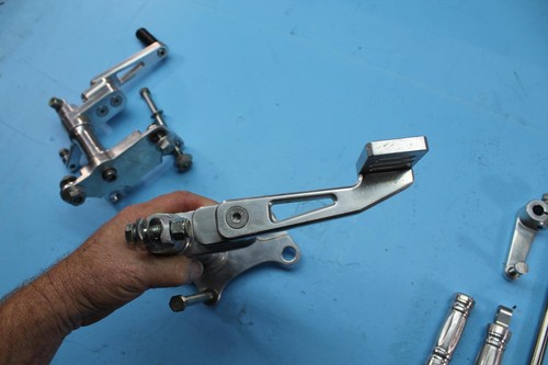 1366 94 HARLEY-DAVIDSON SPORTSTER FORWARD FOOT CONTROL BRAKE LINKAGE PEG SHIFT - Picture 10 of 11