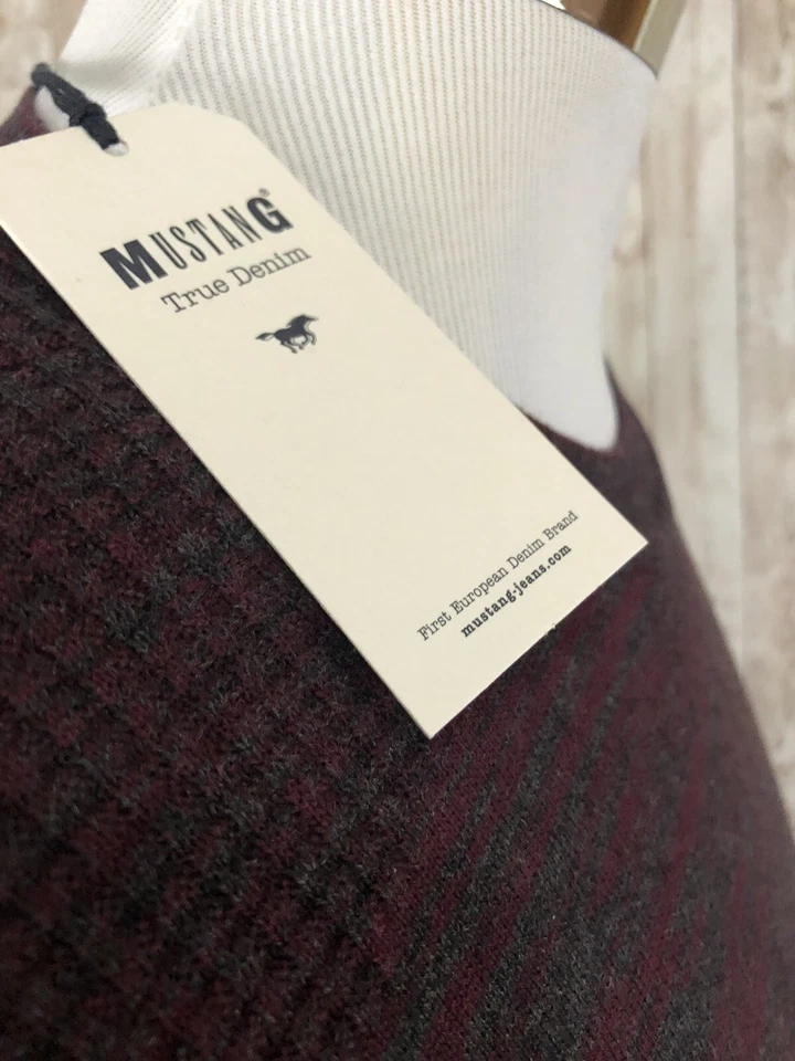 Mustang Sweater Mens XL Slim Pullover Shirt Knit Gray Red Lightweight N72 - Image 4 of 4