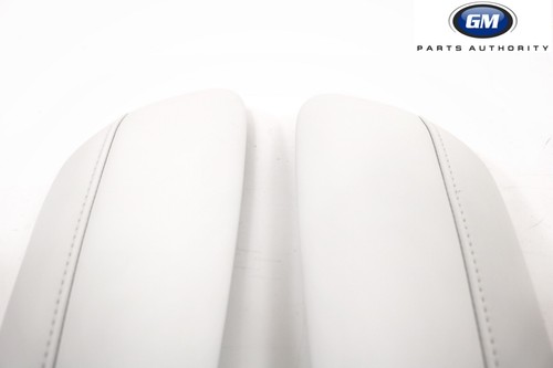 2016-202 Chevrolet Camaro Knee Pad Interior Trim Kit 84712622 White OEM GM New - Picture 6 of 12