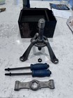 2 Kent-Moore J-6585-1 Slide Hammer Seal Pilot Bearing Pullers And Hub Puller Kit