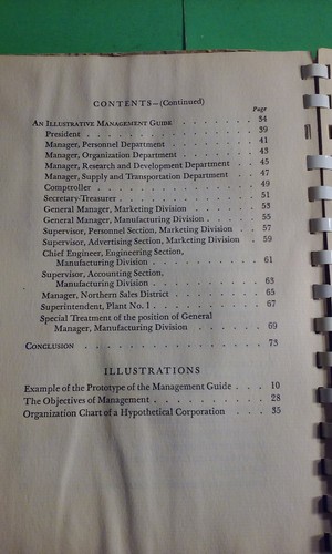 Rare STANDARD OIL CO 1948 Original Printing The Management Guide Spiral Book - Picture 7 of 14
