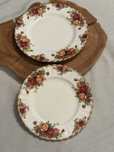 Royal Albert Old Country Roses Bone China Plate Set Of 2 Salad & Dessert Plates - Picture 3 of 10