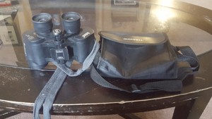Bushnell-7x35-Insta-Focus-Binoculars-420-ft-at-1000-yds-Field-8-with-Case