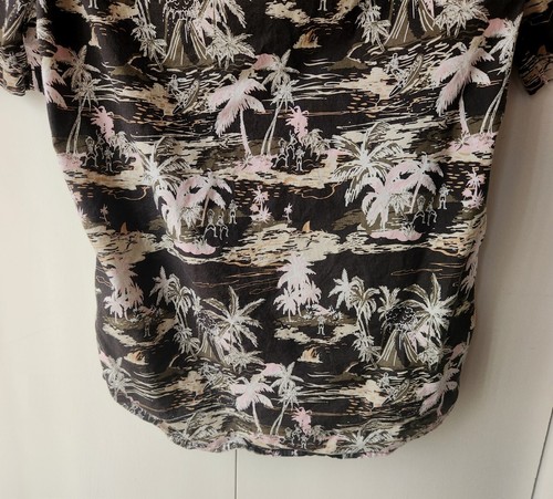 H&M Divided Button Up Shirt size Medium Skeletons in Paradise Sharks Volcanos SS - Picture 17 of 20