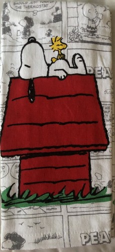 Peanuts~SNOOPY on Red Doghouse~”COMICS” Towel~16” X 26”~NEW~FREE SH. - Picture 1 of 2