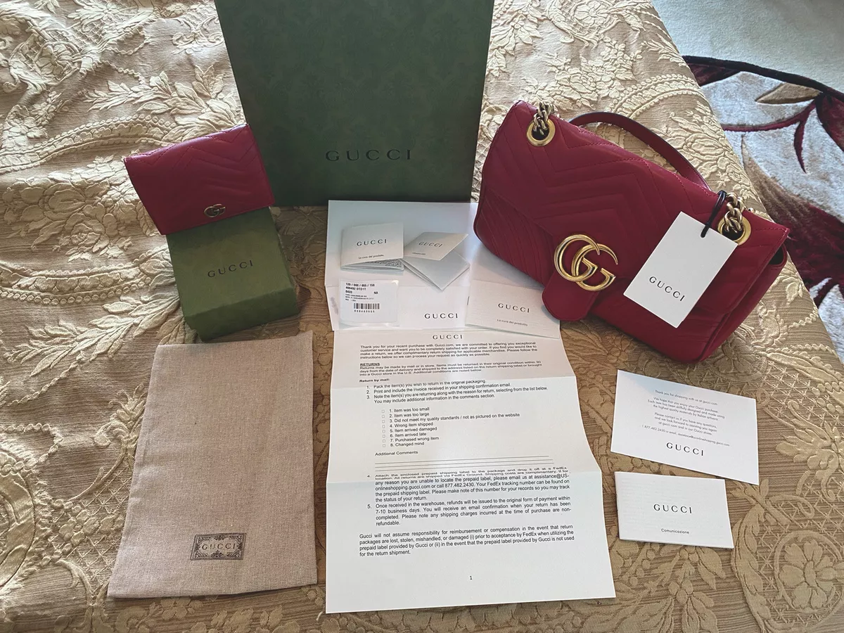 GUCCI GG Marmont red small shoulder bag