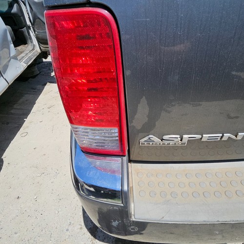 CHRYSLER ASPEN REAR BUMPER TOP END CHROME DRIVERS SIDE 2007-2009