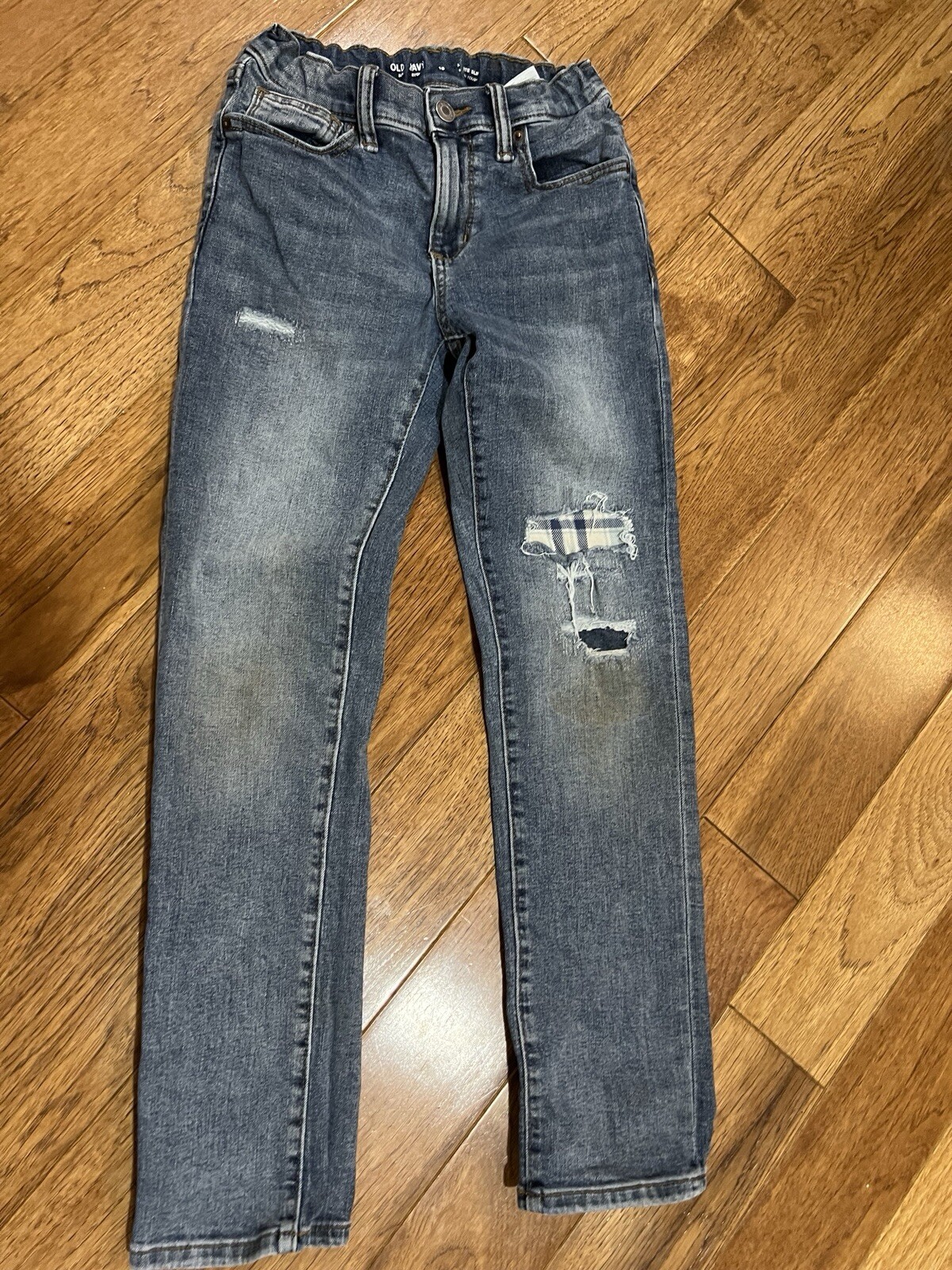 Picture 1 of 6