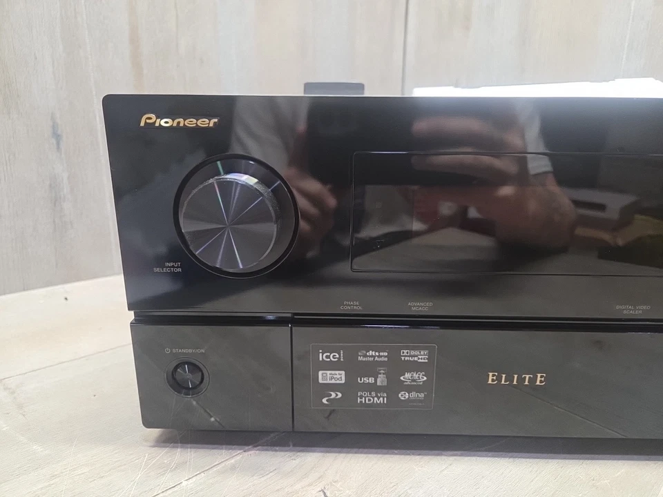 Pioneer Elite Receiver SC-05 7.1 130 Watts Per channel (For Parts Not Working) - Image 3 of 4