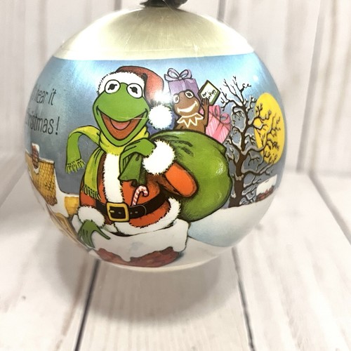 Hallmark Satin Ball Ornament Muppets 1981 Kermit as Santa Miss Piggy Weihnachten - Bild 6 von 8