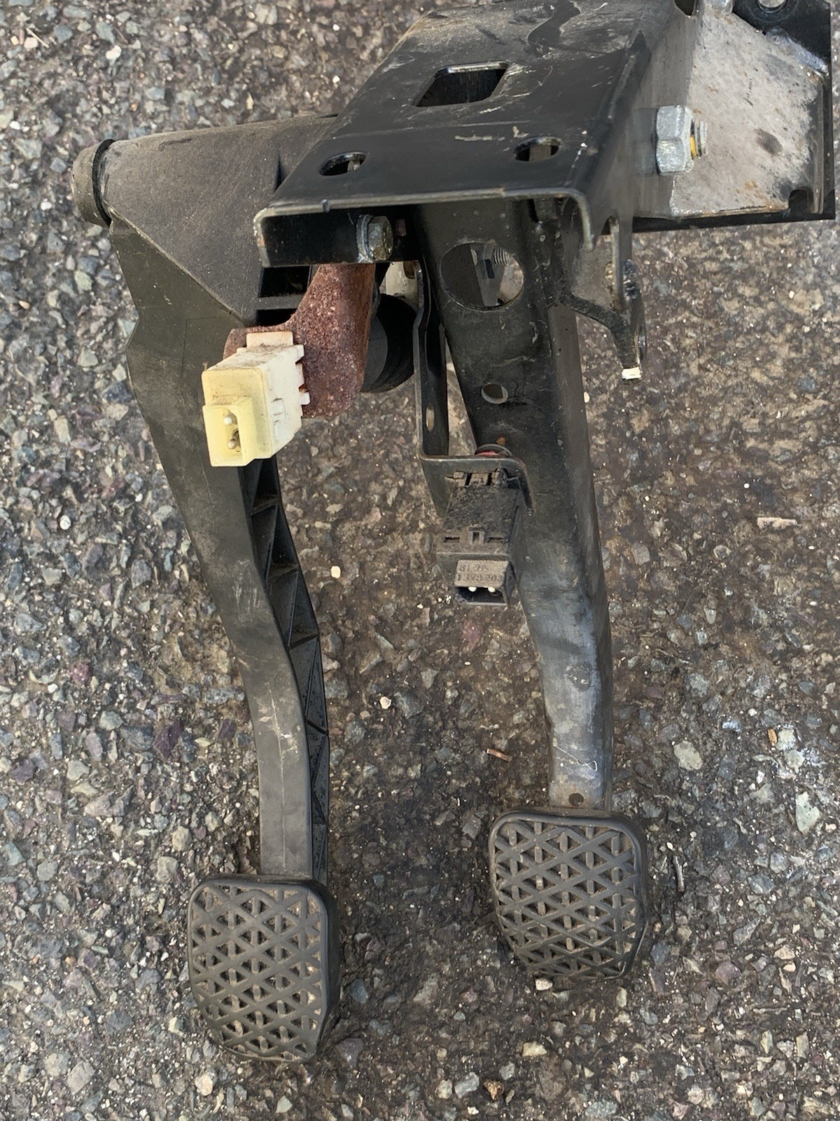 Picture 3 of 6