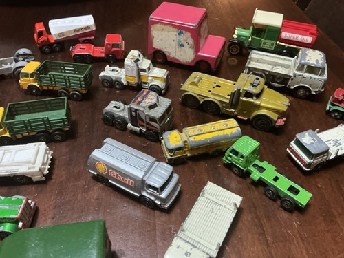 JOB LOT OF DIECAST LORRIES TRUCKS VANS OLD ASSORTMENT AS PICS CORGI ETC - Picture 14 of 14