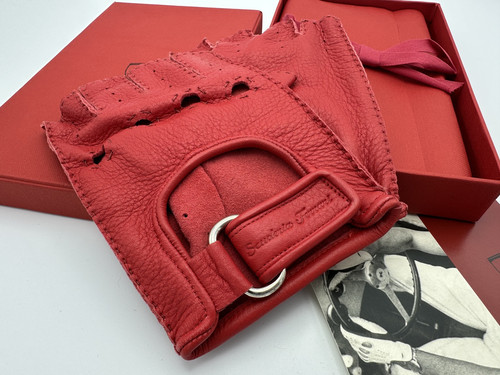 FERRARI RED LEATHER FINGERLESS DRIVING GLOVES | OFFICIAL MERCHANDISE | SIZE M - Picture 2 of 7