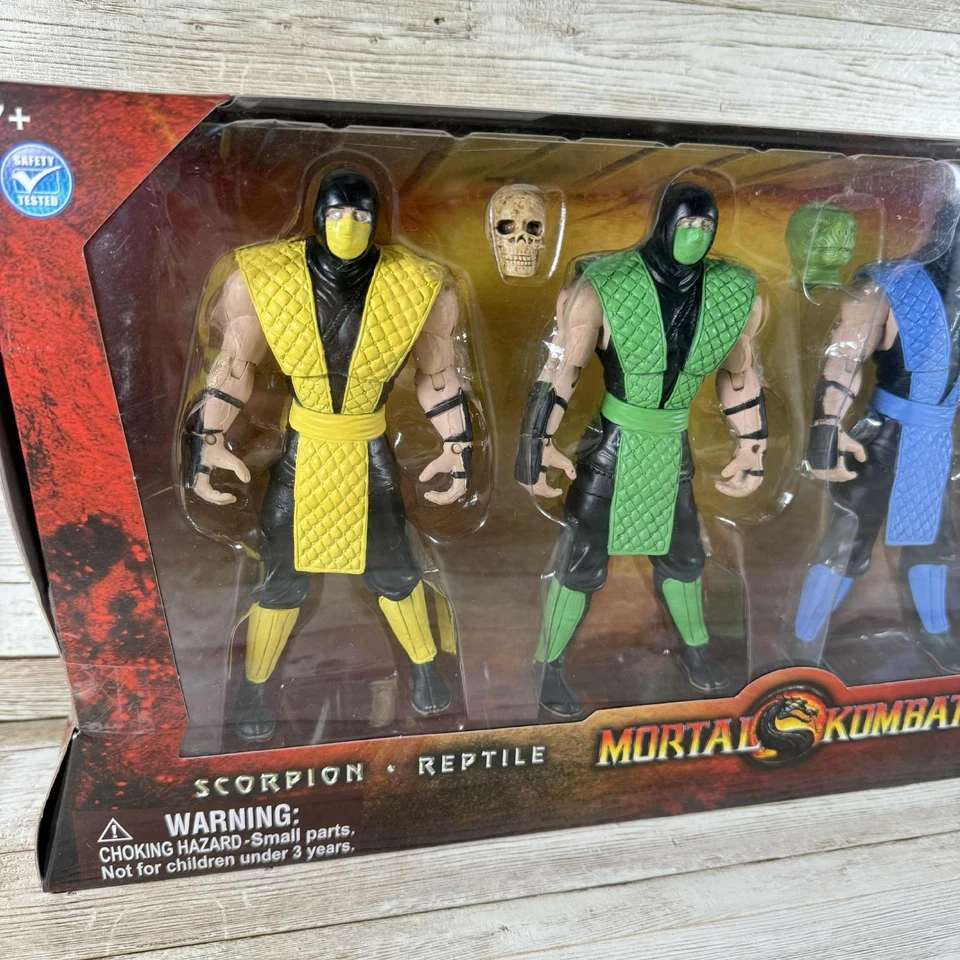 Paquete de 4 figuras clásicas de Mortal Kombat Toys R Us exclusivas nuevas* en caja* Foto 2 de 4
