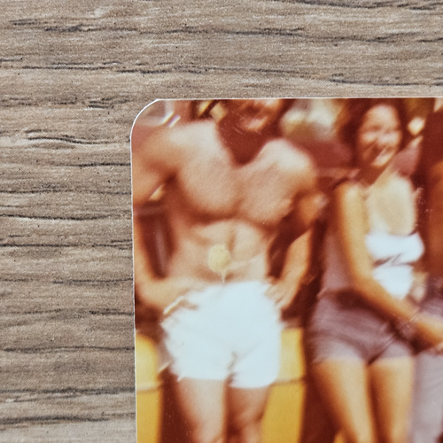 VINTAGE 1970'S MUSCULAR SHIRTLESS AMERICAN MEN W/ WOMAN GAY INTEREST PHOTO SET - Picture 6 of 8