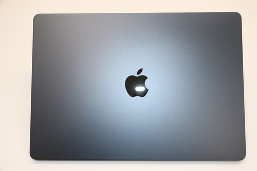 Apple MacBook Air 15.3" A3114 M3 10C GPU 4.0GHz 8GB RAM 256GB SSD 2024 - Bild 5 von 9