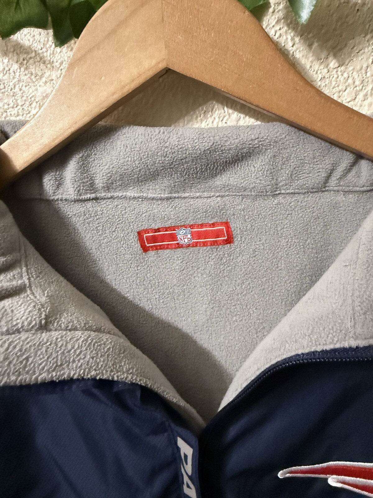 Picture 3 of 10