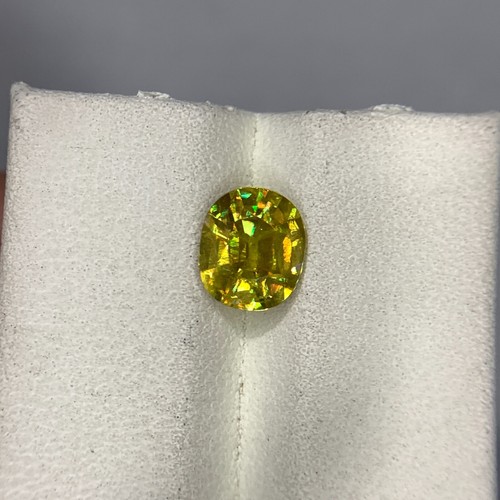 Natural Sphene/Titanite, 1.77 Ct Lemon Color Cushion Cut Firey Loose Gemstone - Picture 10 of 11